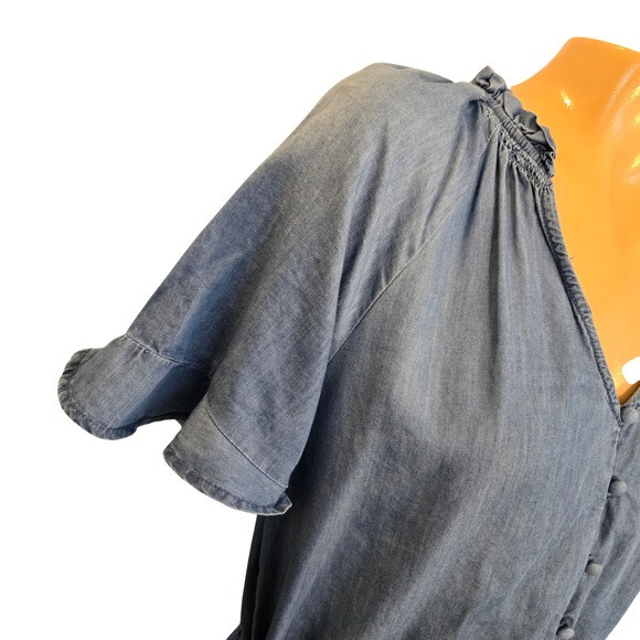 C&C California Denim Chambray V Neck Button Front Tie Waist Dress Size Small‎ - Picture 7 of 12